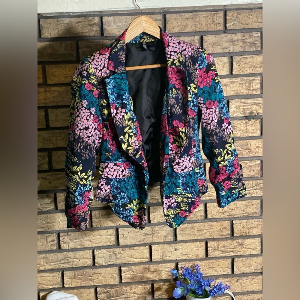 Bisou bisou abstract floral blazer xs